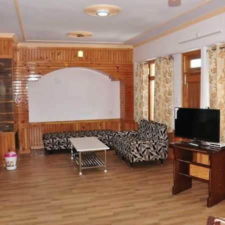 Sara Hotel Нарканда Екстериор снимка