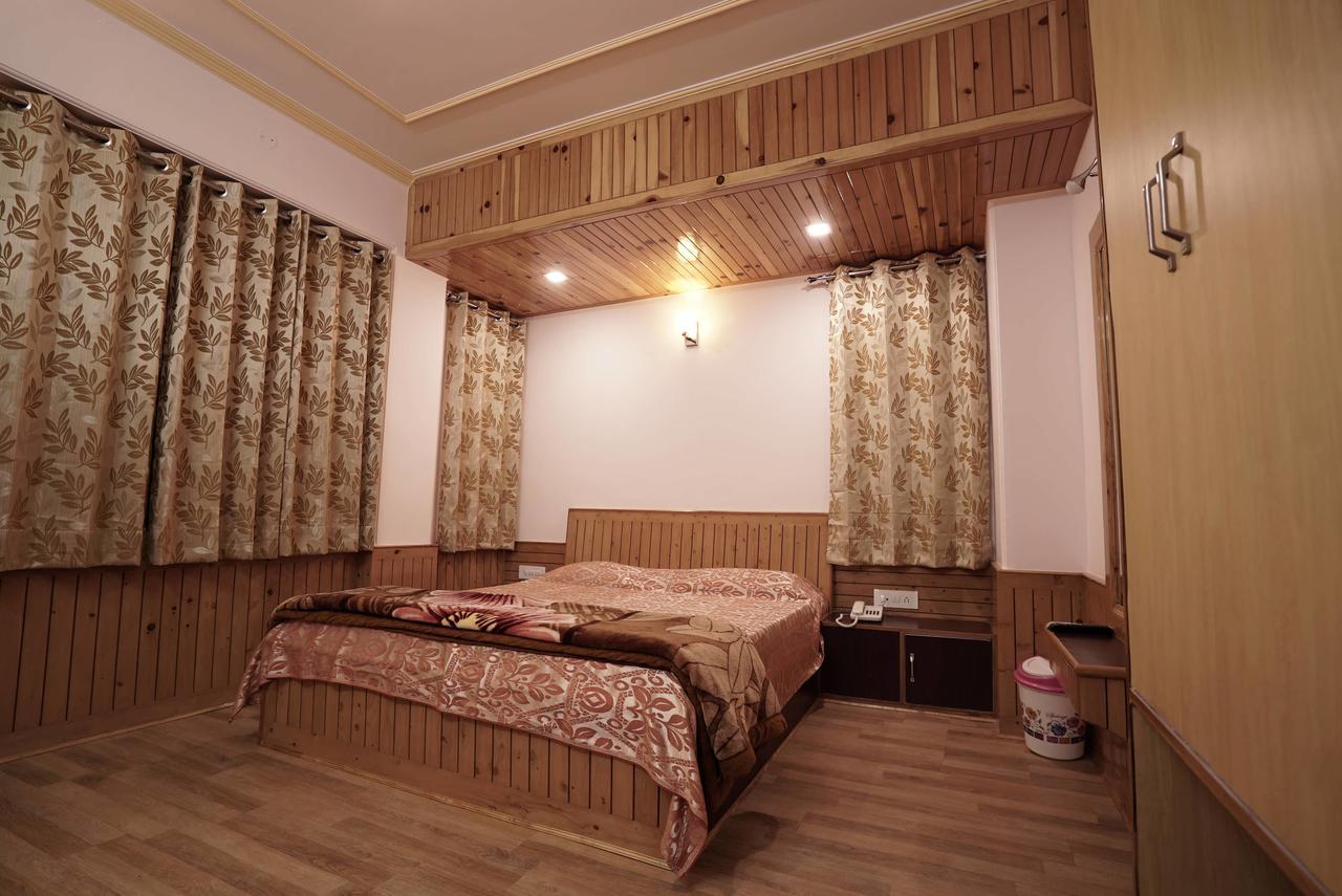 Sara Hotel Нарканда Екстериор снимка